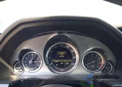 2013 Mercedes-Benz E 550 4Matic из США, поврежденный, VIN WDDHF9BB2DA679201